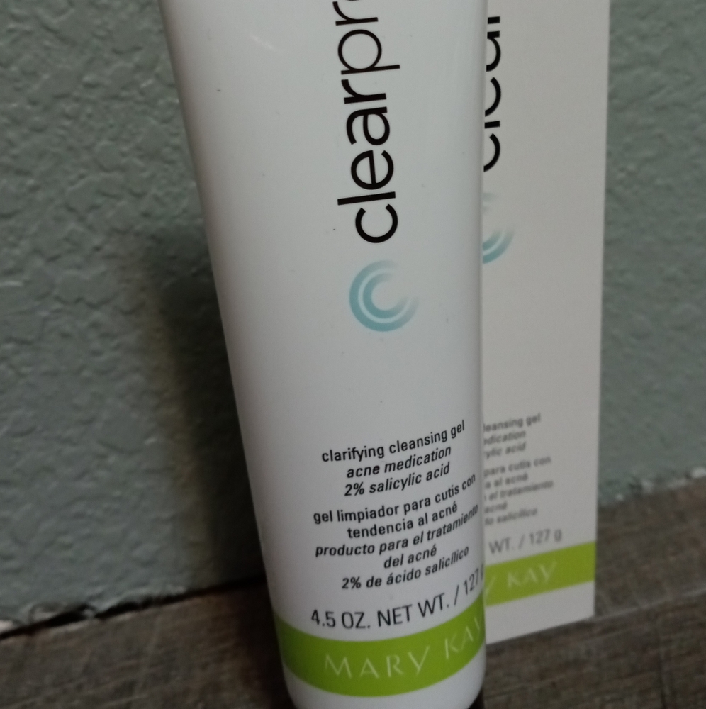 Mary Kay Clarifying Cleansing Gel